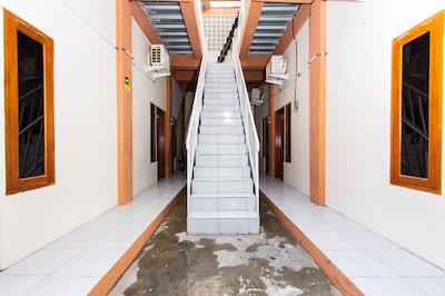 او وای او 1718 هوم استی واک گوبنک