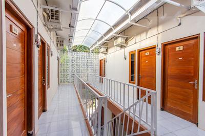 او وای او 1718 هوم استی واک گوبنک