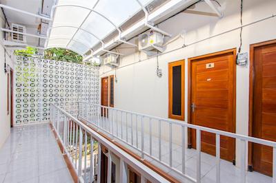 او وای او 1718 هوم استی واک گوبنک