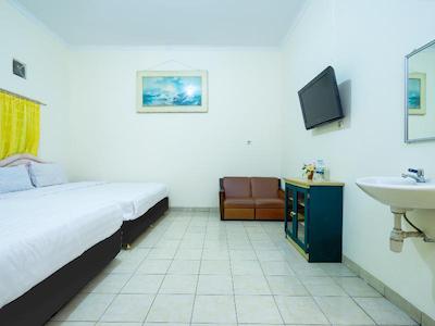 او وای او آنوگرا ویساتا هتل