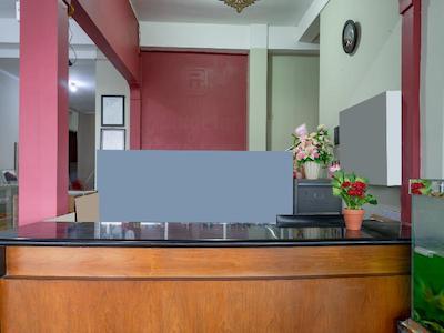 او وای او آنوگرا ویساتا هتل