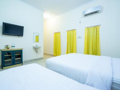 او وای او آنوگرا ویساتا هتل