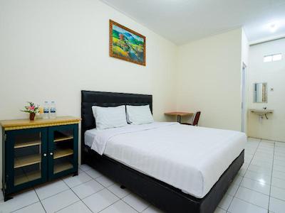 او وای او آنوگرا ویساتا هتل