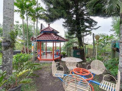 او وای او آنوگرا ویساتا هتل