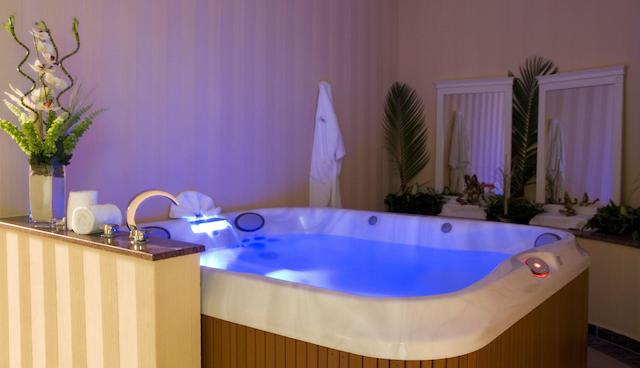 اکسکلاریس گرند ریزورت کونونشن اند اسپا