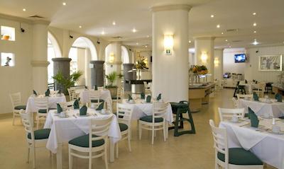 اکسکلاریس گرند ریزورت کونونشن اند اسپا