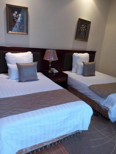 گلد کرست هتل آروشا