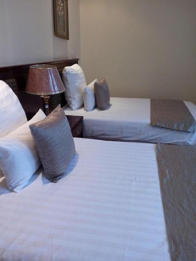 گلد کرست هتل آروشا