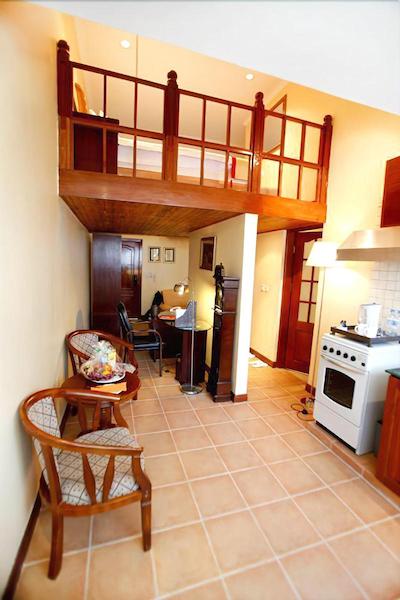 گلد کرست هتل آروشا