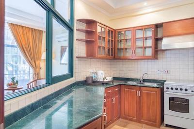 گلد کرست هتل آروشا