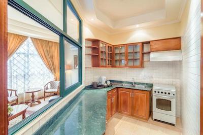 گلد کرست هتل آروشا