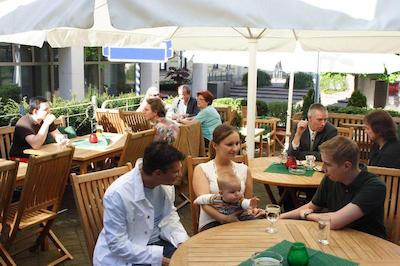 زوم شوارزن بارن