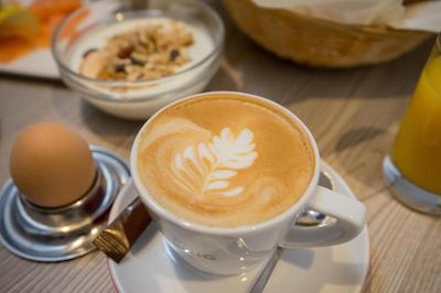 زوم شوارزن بارن