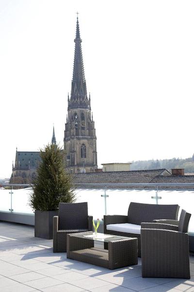 زوم شوارزن بارن