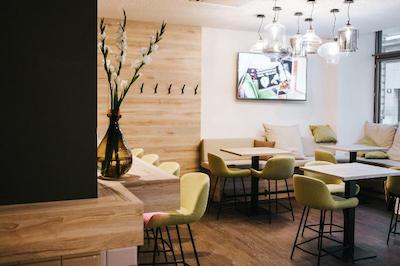 زوم شوارزن بارن