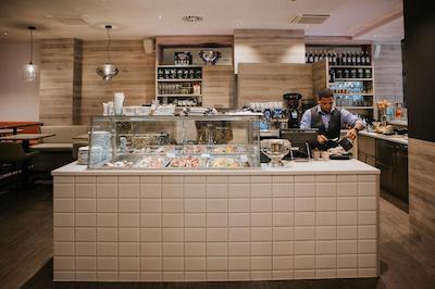 زوم شوارزن بارن