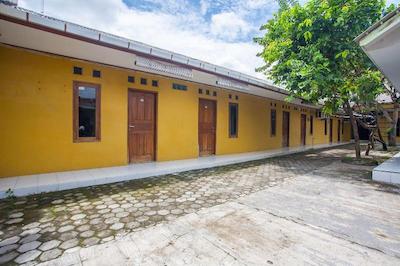 اسپا آن 2830 آزکا گست هاوس سیاراح