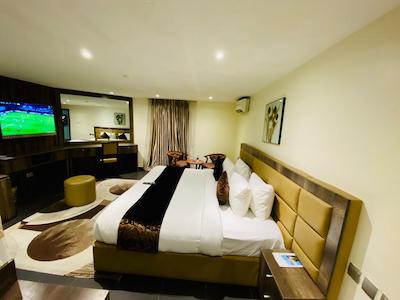 سوئیس اینترنشنال د ویستانا