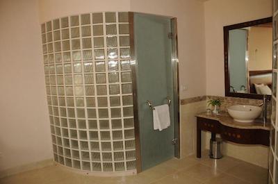 شمز پرستیژ ابو سوما