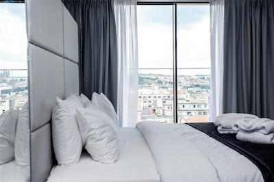 ام وای او هتل ونکسلای