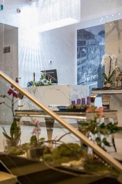 ام وای او هتل ونکسلای