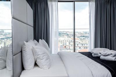 ام وای او هتل ونکسلای