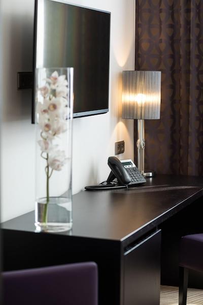 ام وای او هتل ونکسلای