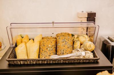 ام وای او هتل ونکسلای