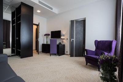 ام وای او هتل ونکسلای