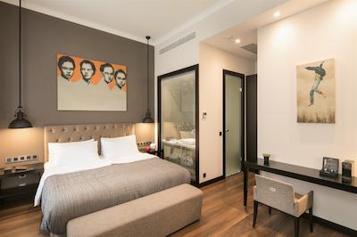 کوئینتین پراگو هتل