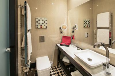 کوئینتین پراگو هتل