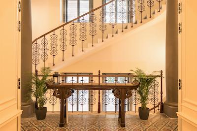 کوئینتین پراگو هتل