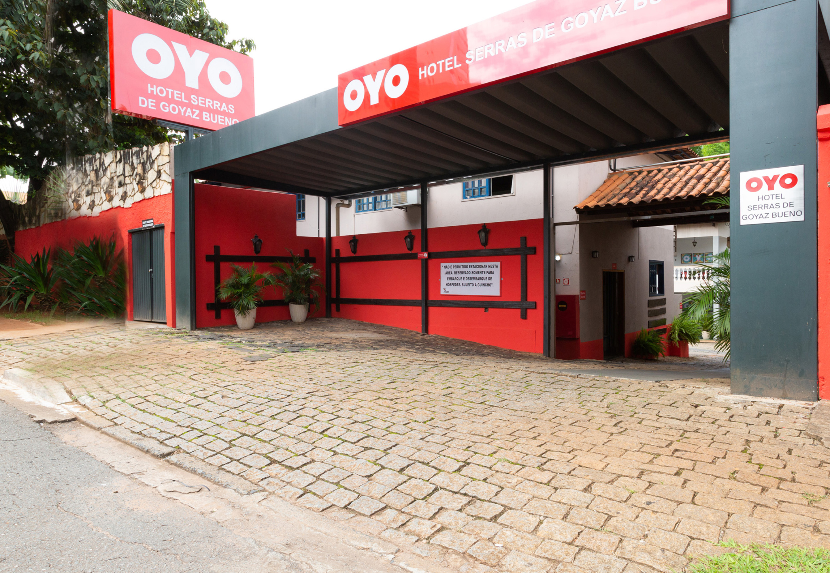 OYO Hotel Serras De Goyaz Bueno