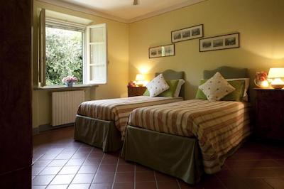 ریلیز فاریناتی