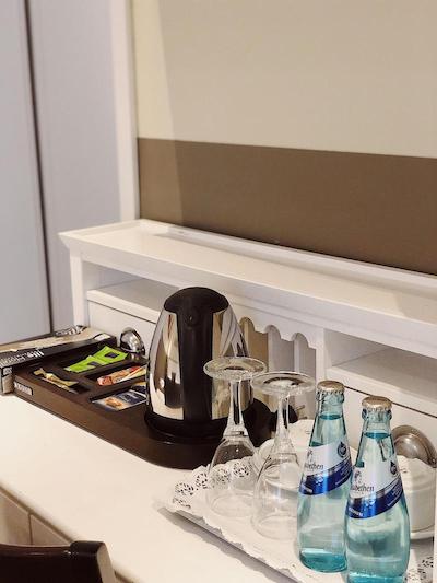 گلاشا تی تن هتل