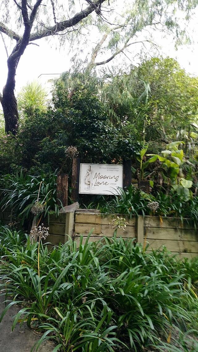 Mooring Lane Lodge