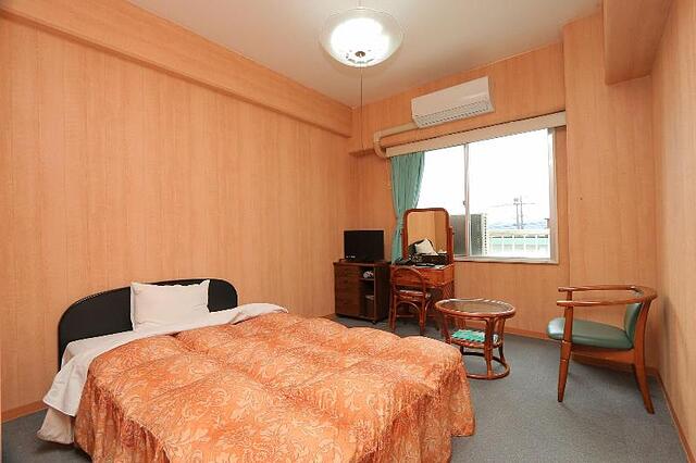 Sunflower City Hotel