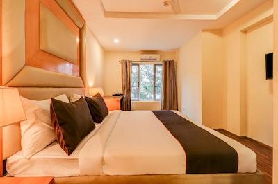 Collection O 30121 The Mayer