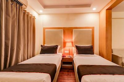 Collection O 30121 The Mayer