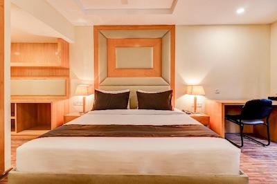 Collection O 30121 The Mayer