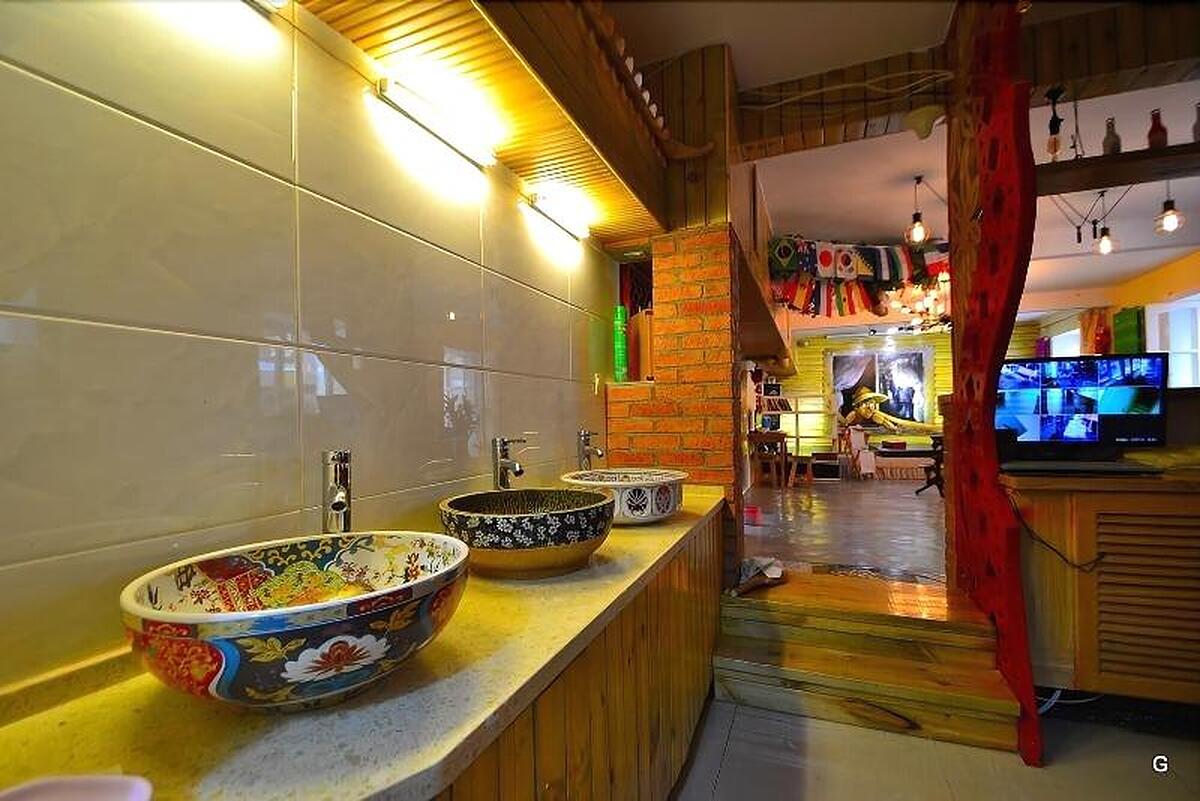 Harbin West Street International Hostel