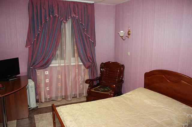 Alpari Hotel
