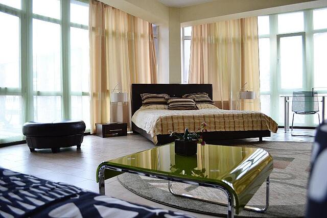 Green Hotel