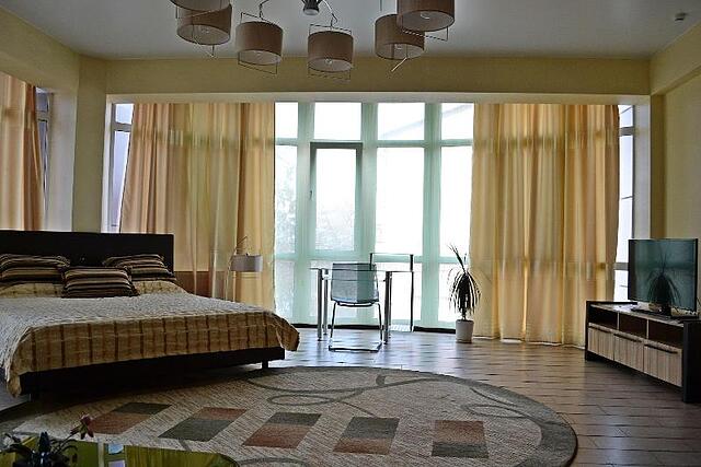 Green Hotel