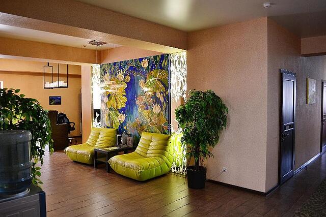 Green Hotel