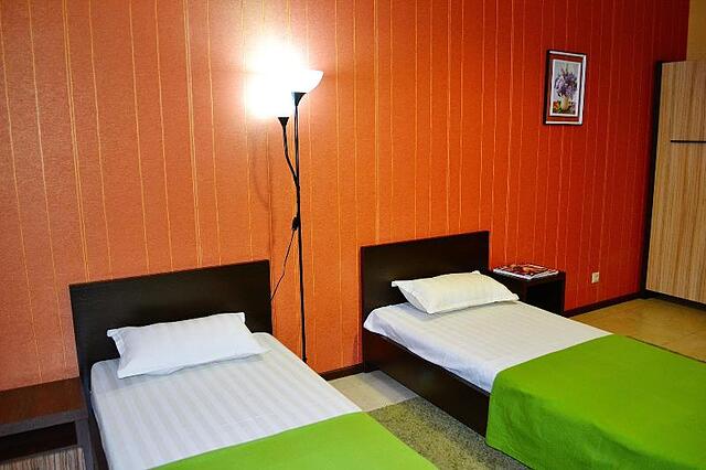 Green Hotel