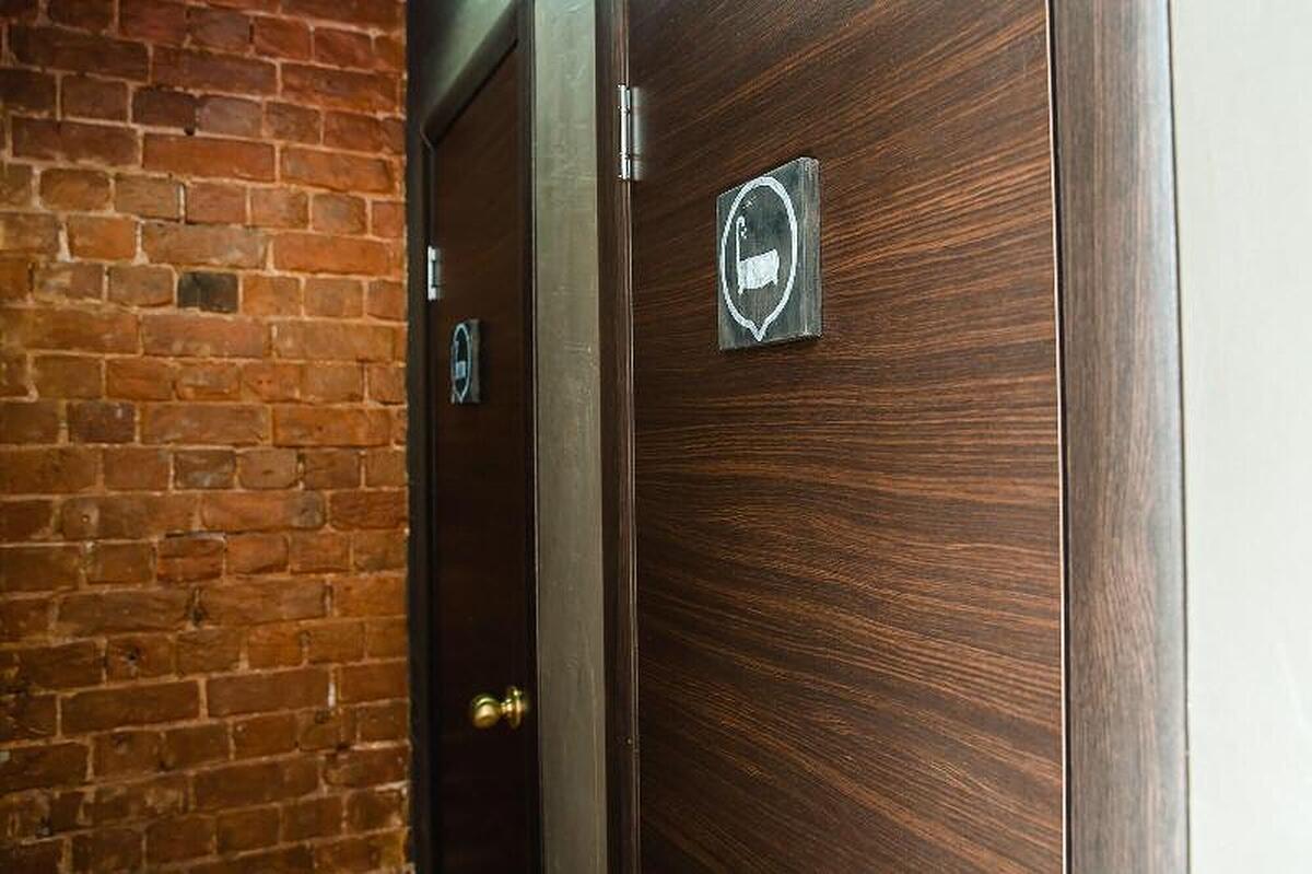 MONTANA HOSTEL
