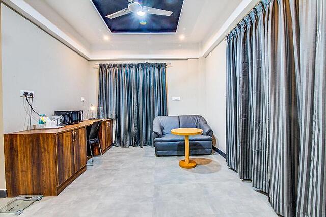 Fabhotel Prime Abion