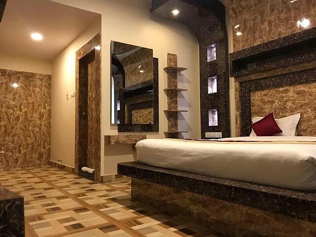 Nest Inn Hotel
