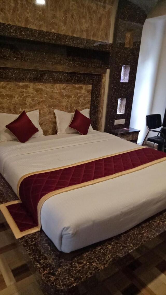 Nest Inn Hotel